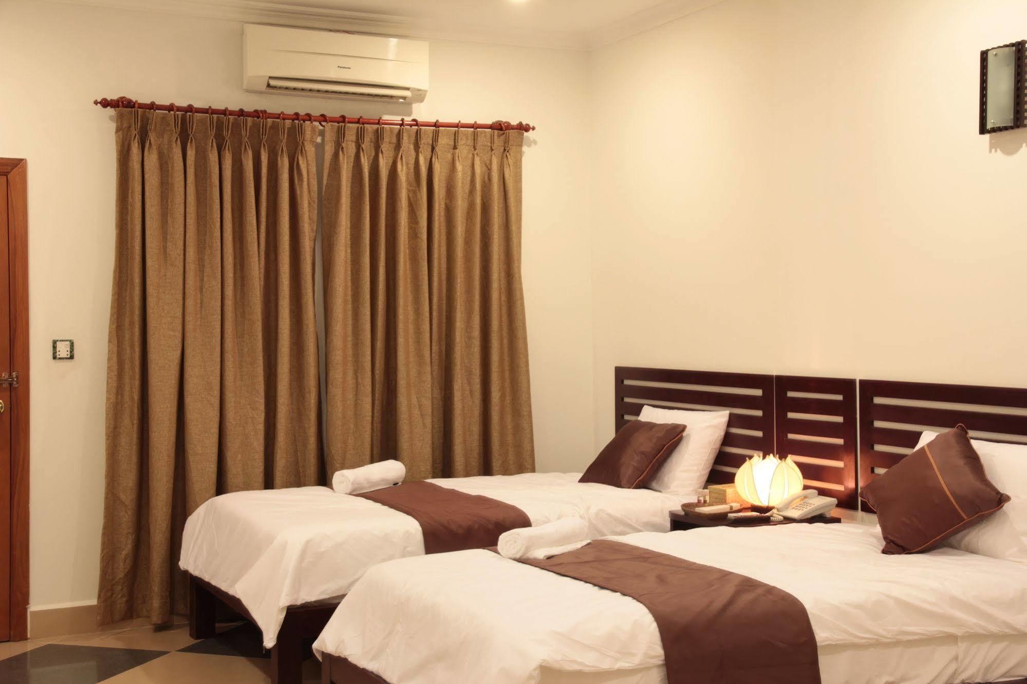 Aime House & Niisaii Apartment Phnom Penh Exterior foto