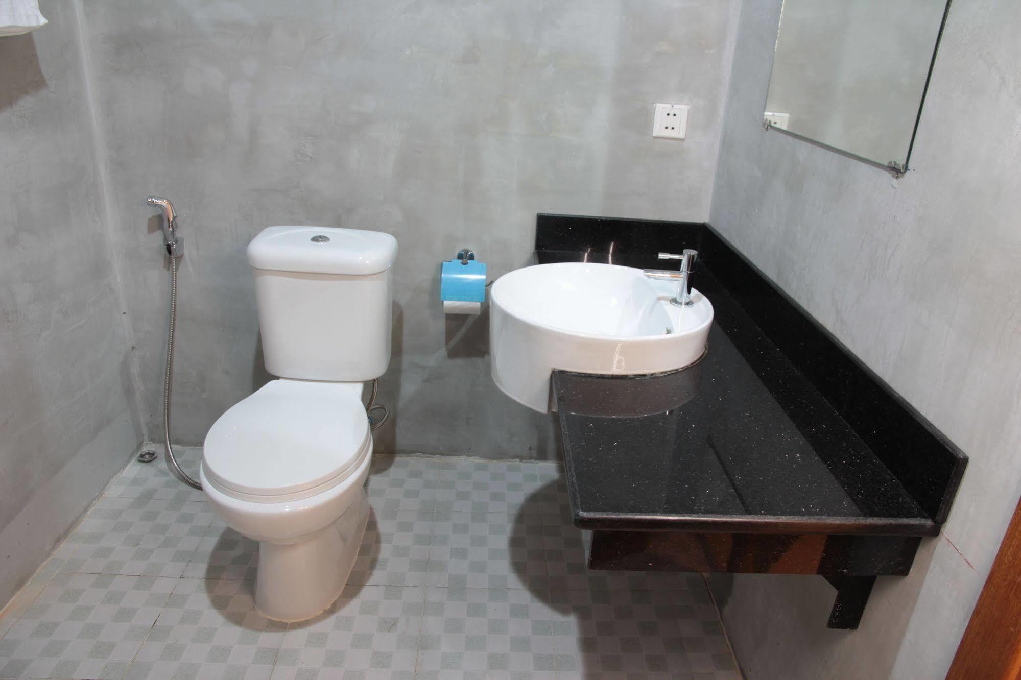 Aime House & Niisaii Apartment Phnom Penh Exterior foto